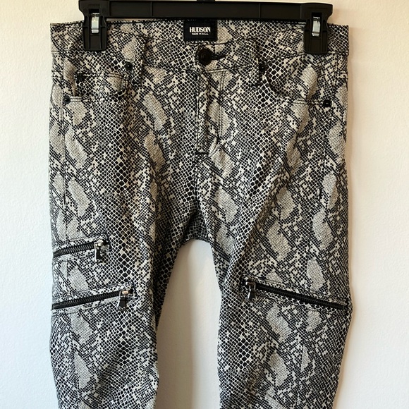 Hudson Retro Python Print / Zipper Jeggings - Picture 1 of 6